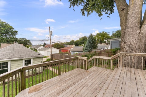 Tiny photo for 3106 Davenport Avenue, Davenport, IA 52803 (MLS # 12768885)
