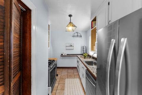 Tiny photo for 3106 Davenport Avenue, Davenport, IA 52803 (MLS # 12768885)