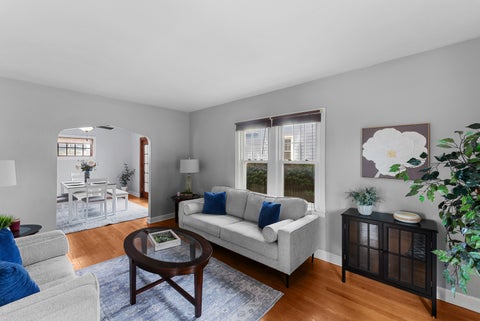Tiny photo for 3106 Davenport Avenue, Davenport, IA 52803 (MLS # 12768885)