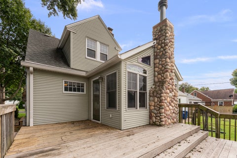 Tiny photo for 3106 Davenport Avenue, Davenport, IA 52803 (MLS # 12768885)