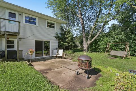 Tiny photo for 540 Jamison Lane, Hoffman Estates, IL 60169 (MLS # 12450388)
