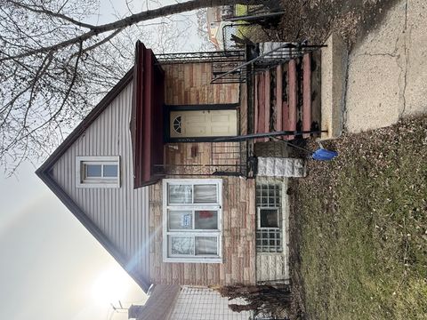Photo of 6526 S Hoyne Avenue, Chicago, IL 60636 (MLS # 12592987)