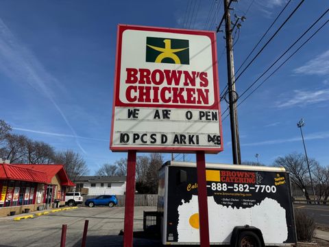 90 E DEVON Avenue Elk Grove Village IL 60007