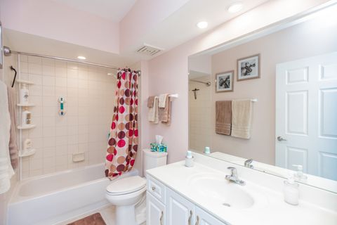 Tiny photo for 5555 N Cumberland Avenue #901, Chicago, IL 60656 (MLS # 12444391)