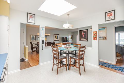 Tiny photo for 5555 N Cumberland Avenue #901, Chicago, IL 60656 (MLS # 12444391)