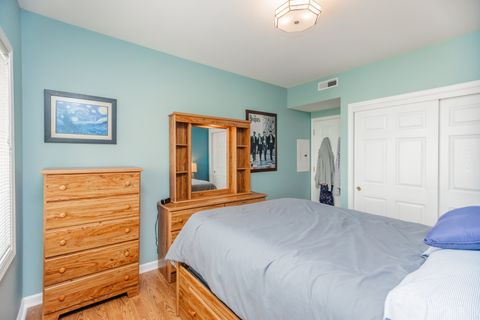 Tiny photo for 5555 N Cumberland Avenue #901, Chicago, IL 60656 (MLS # 12444391)