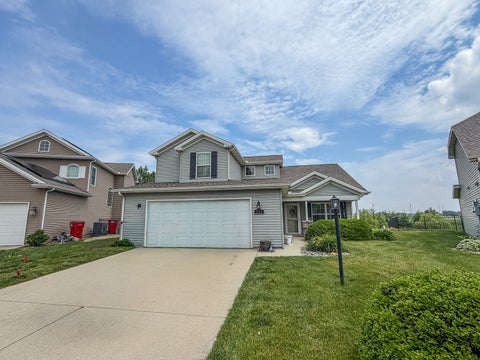 Photo of 302 Luria Lane, Champaign, IL 61822 (MLS # 12659361)