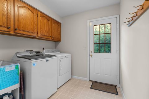 Tiny photo for 4010 Wyndwood Drive, Crystal Lake, IL 60014 (MLS # 12457745)