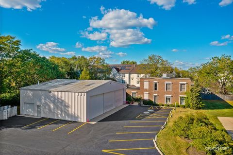 400 River Ridge Drive Elgin IL 60123