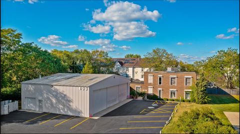 400 River Ridge Drive Elgin IL 60123