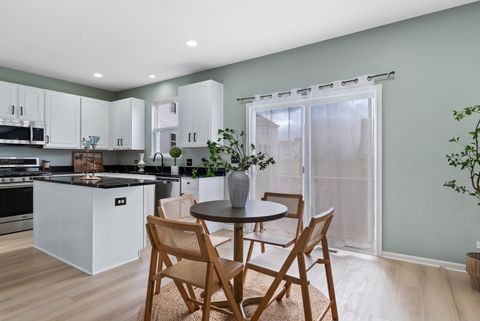 Tiny photo for 2197 Wilson Creek Circle, Aurora, IL 60503 (MLS # 12501768)