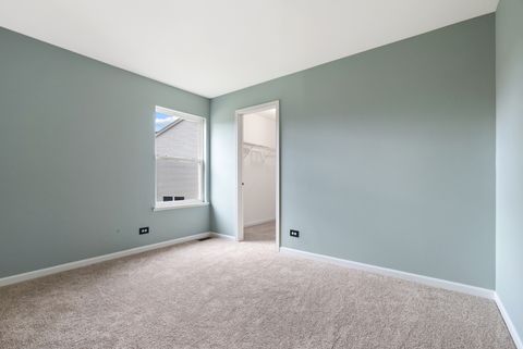 Tiny photo for 2197 Wilson Creek Circle, Aurora, IL 60503 (MLS # 12501768)