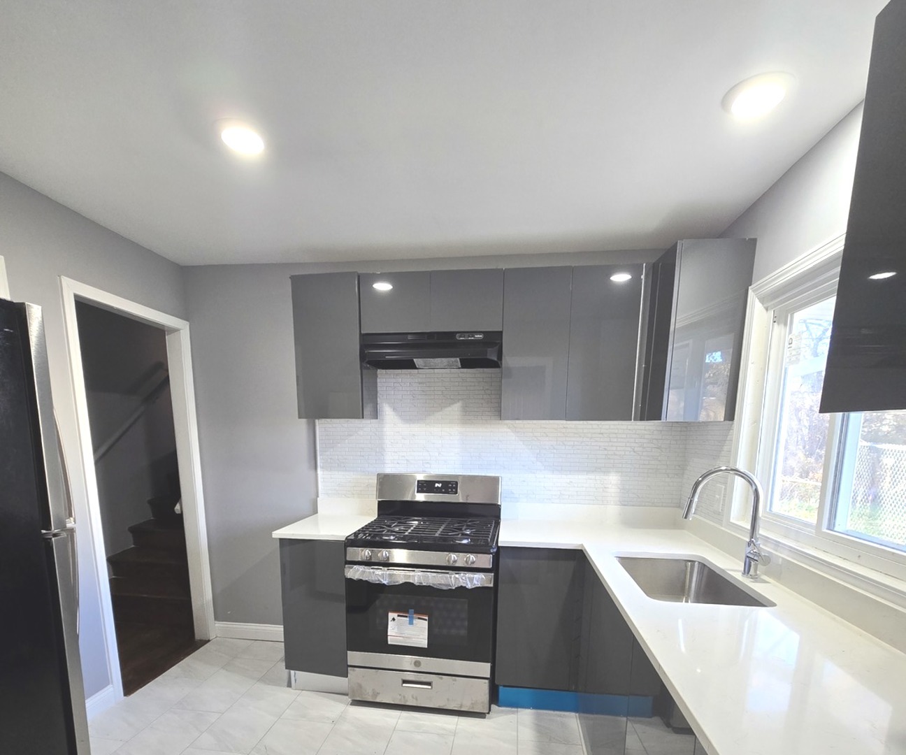 13240 S Saint Lawrence Avenue