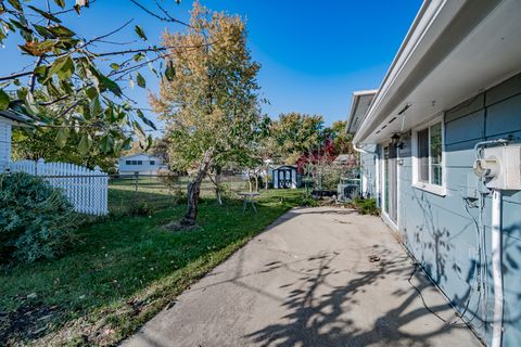 Tiny photo for 1601 Kingston Lane, Schaumburg, IL 60193 (MLS # 12534385)