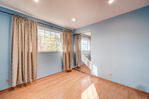 Tiny photo for 1601 Kingston Lane, Schaumburg, IL 60193 (MLS # 12534385)