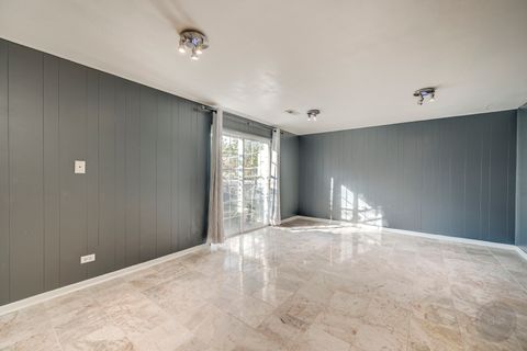 Tiny photo for 1601 Kingston Lane, Schaumburg, IL 60193 (MLS # 12534385)