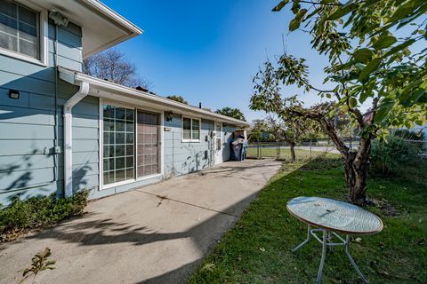 Tiny photo for 1601 Kingston Lane, Schaumburg, IL 60193 (MLS # 12534385)