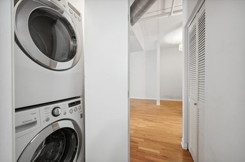 Tiny photo for 920 W Madison Street #6C, Chicago, IL 60607 (MLS # 12693205)