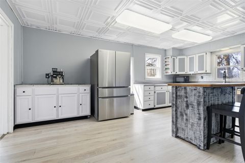 Tiny photo for 1702 W Hovey Avenue, Normal, IL 61761 (MLS # 12614074)