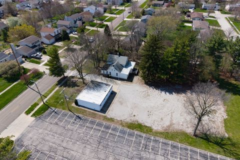 Tiny photo for 1702 W Hovey Avenue, Normal, IL 61761 (MLS # 12614074)