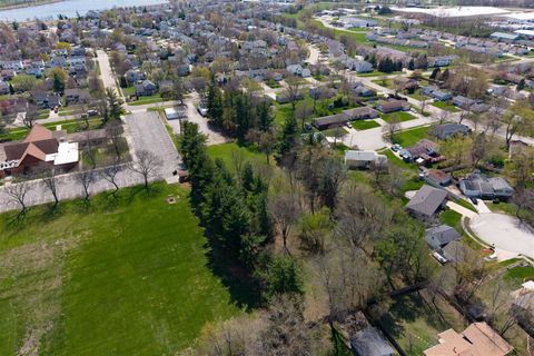 Tiny photo for 1702 W Hovey Avenue, Normal, IL 61761 (MLS # 12614074)