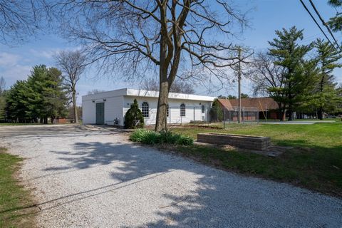 Tiny photo for 1702 W Hovey Avenue, Normal, IL 61761 (MLS # 12614074)