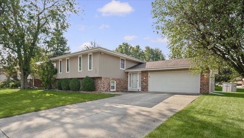 Tiny photo for 1609 Erin Drive, Normal, IL 61761 (MLS # 12704920)
