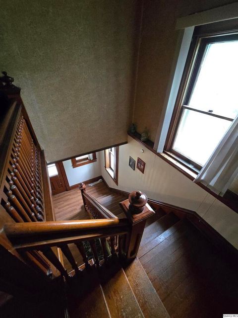 Tiny photo for 1019 Madison St. St, Quincy, IL 62301 (MLS # 12621310)