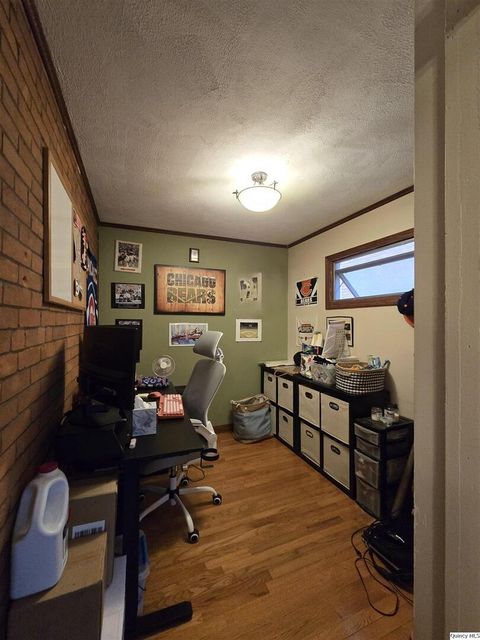 Tiny photo for 1019 Madison St. St, Quincy, IL 62301 (MLS # 12621310)