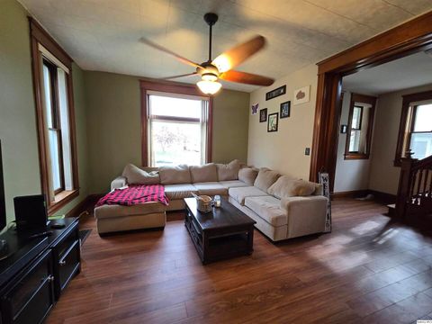 Tiny photo for 1019 Madison St. St, Quincy, IL 62301 (MLS # 12621310)