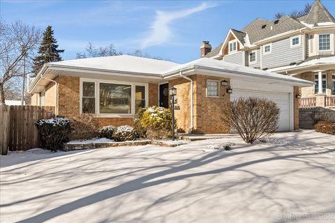 Photo of 5436 Blodgett Avenue, Downers Grove, IL 60515 (MLS # 12533361)