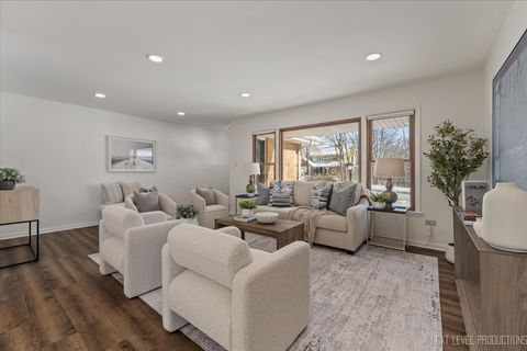 Tiny photo for 5436 Blodgett Avenue, Downers Grove, IL 60515 (MLS # 12533361)