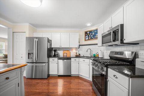 Tiny photo for 3108 St Michel Lane, St. Charles, IL 60175 (MLS # 12493848)
