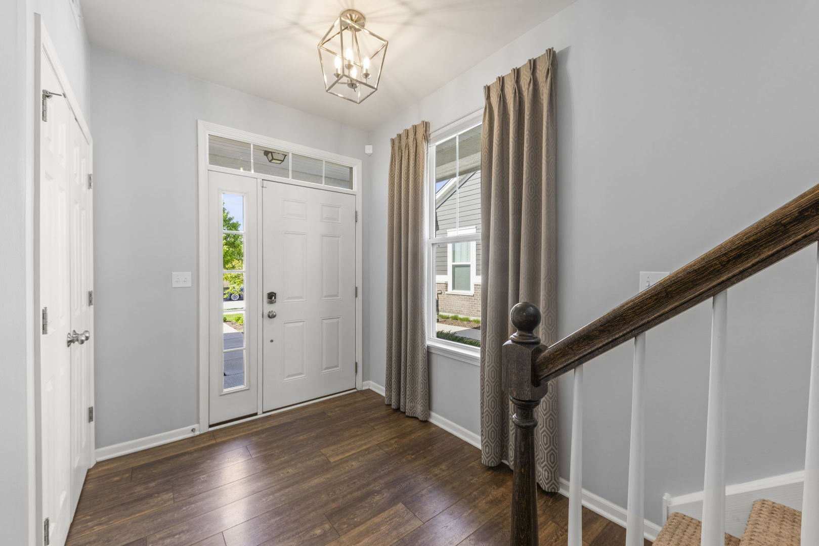 27w120 Timber Creek Drive