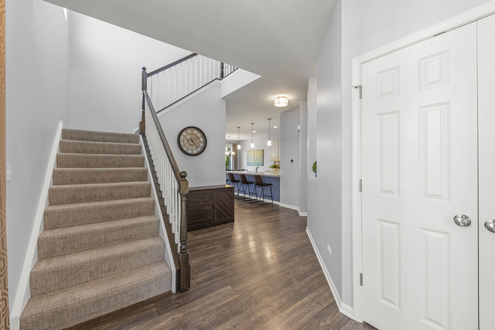 27w120 Timber Creek Drive