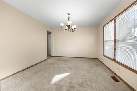 Tiny photo for 515 Indian Ridge Trail, Wauconda, IL 60084 (MLS # 12558304)