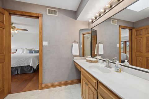 Tiny photo for 13124 Blue Heron Drive, Orland Park, IL 60467 (MLS # 12626944)