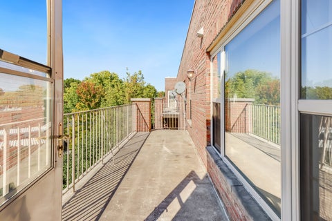 Tiny photo for 1200 S Prospect Avenue #303, Elmhurst, IL 60126 (MLS # 12791936)