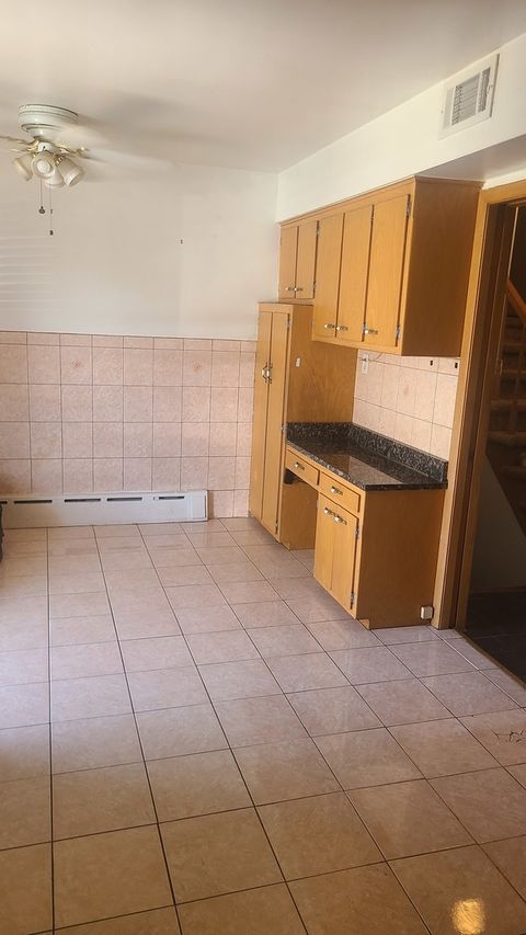 Tiny photo for 16347 Ingleside Avenue, South Holland, IL 60473 (MLS # 12447962)