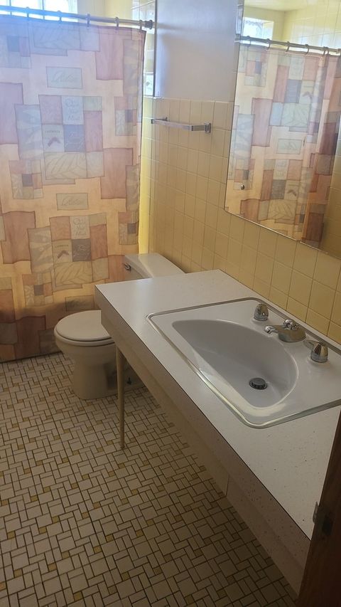 Tiny photo for 16347 Ingleside Avenue, South Holland, IL 60473 (MLS # 12447962)