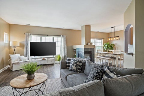 Tiny photo for 1080 Delta Drive #1080, Elgin, IL 60123 (MLS # 12731784)