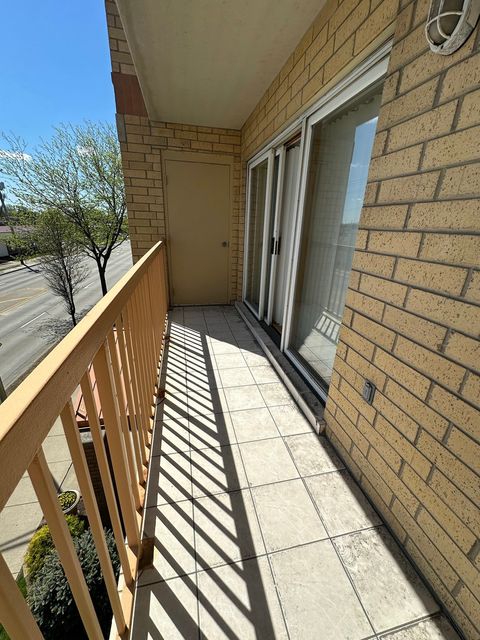 Tiny photo for 4700 N Harlem Avenue #306, Harwood Heights, IL 60706 (MLS # 12629315)