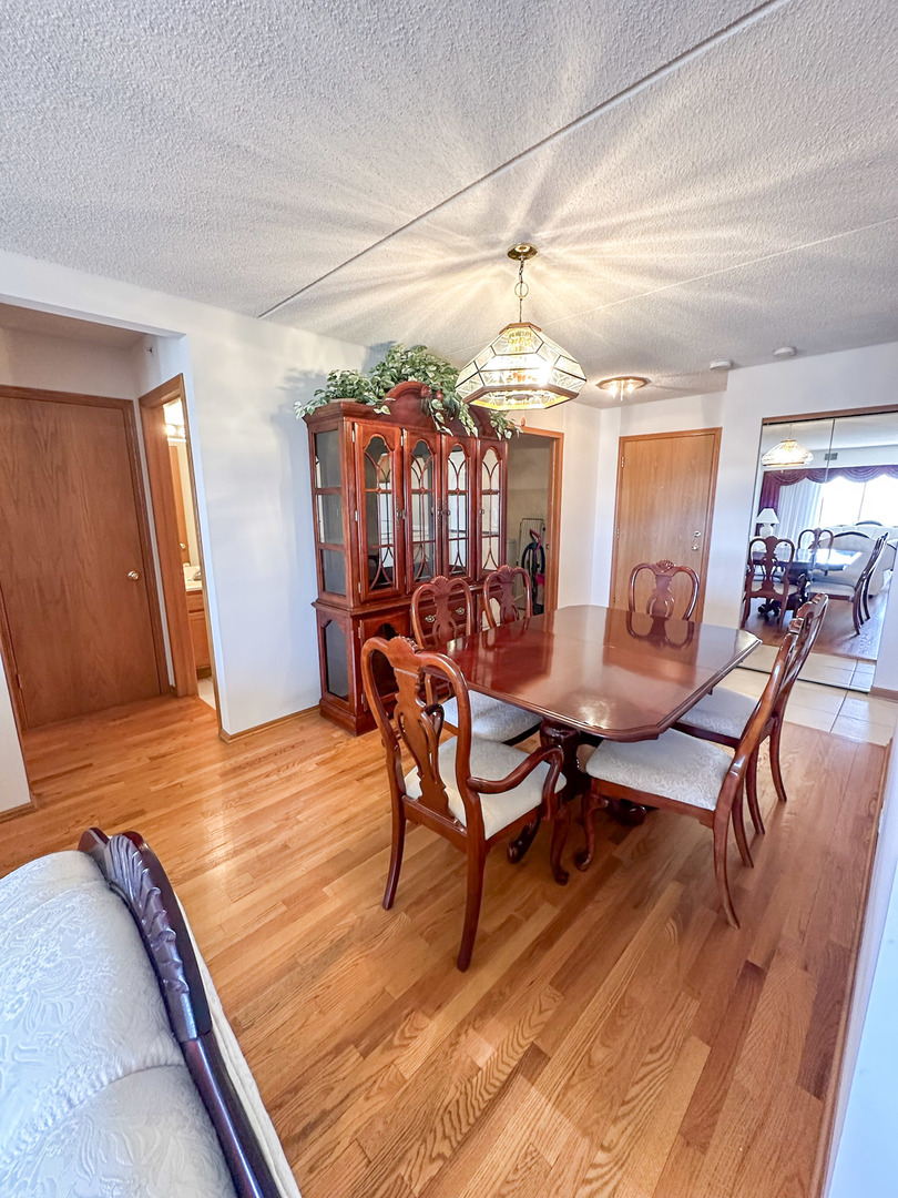 4700 N Harlem Avenue 306