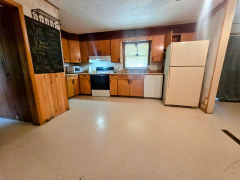 Tiny photo for 301 S Walnut Street, Villa Grove, IL 61956 (MLS # 12340302)