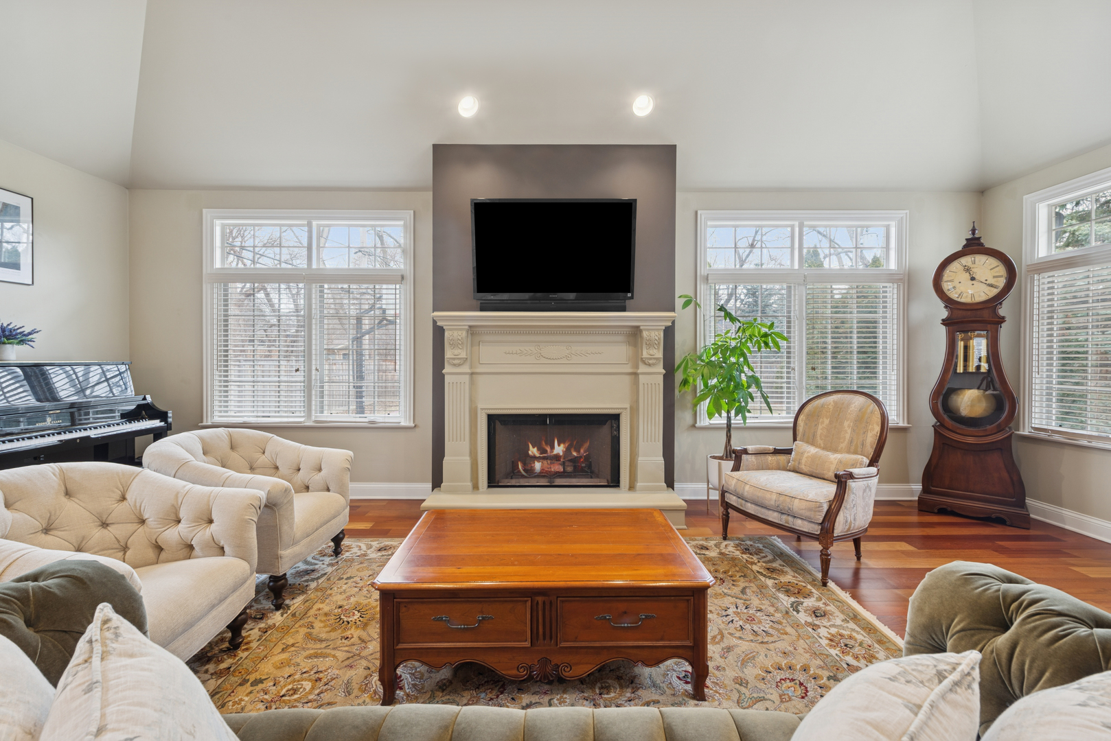 3534 Thornwood Avenue