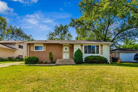 Photo of 902 Union Drive, University Park, IL 60484 (MLS # 12782622)