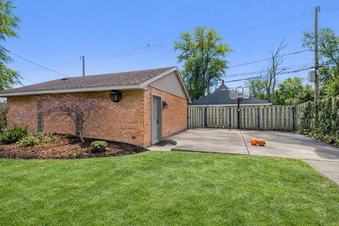 Tiny photo for 9305 S Hoyne Avenue, Chicago, IL 60643 (MLS # 12579027)