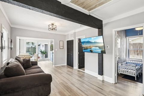 Tiny photo for 205 Shadydell Avenue, Mundelein, IL 60060 (MLS # 12582609)