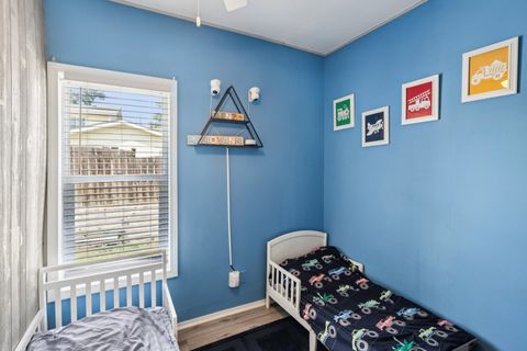 Tiny photo for 205 Shadydell Avenue, Mundelein, IL 60060 (MLS # 12582609)