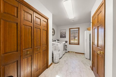 Tiny photo for 28W211 Cantigny Drive, Winfield, IL 60190 (MLS # 12582543)